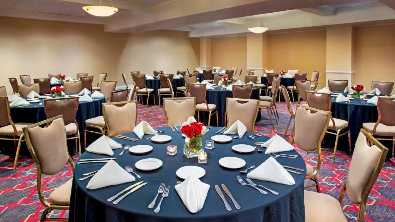 פליינוויו Four Points By Sheraton Melville Long Island מראה חיצוני תמונה